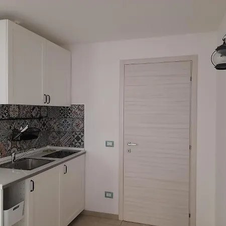 Apartamento Ape Bianca - Oleandro Colico
